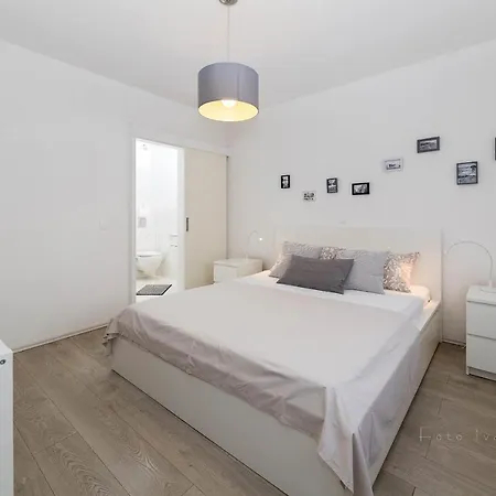 Acapella Soba Konukevi 3*